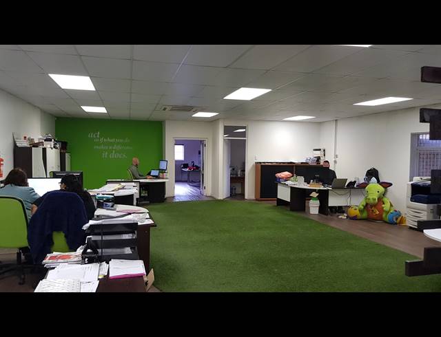 3,100M² FACTORY FOR SALE IN BRACKENFELL INDUSTRIAL